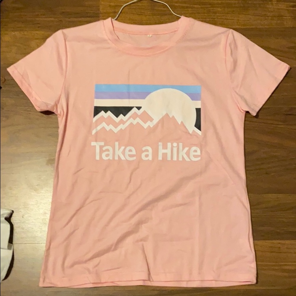 Light pink t shirt